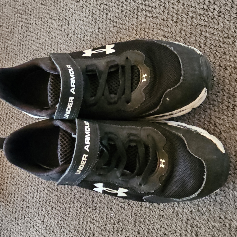 Under Armour Kids Black Shoes